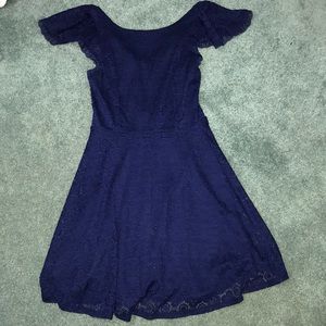 Francesca’s blue dress